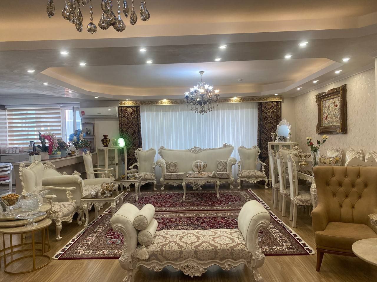 فروش آپارتمان ۱۳۵ متری در کوی فیروز